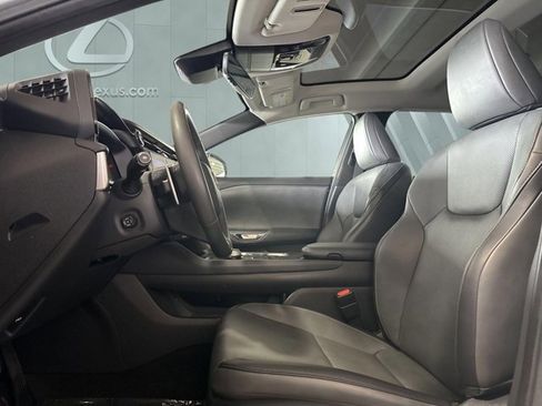 Certified 2024 Lexus RZ 300e Premium image 9