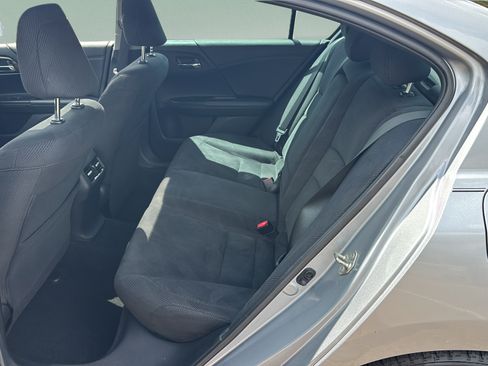 Used 2016 Honda Accord EX image 13