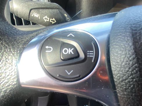 Used 2020 Ford Transit Connect XLT image 24