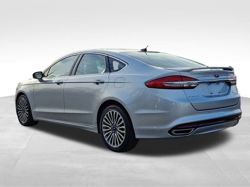 Used 2018 Ford Fusion Titanium image 4
