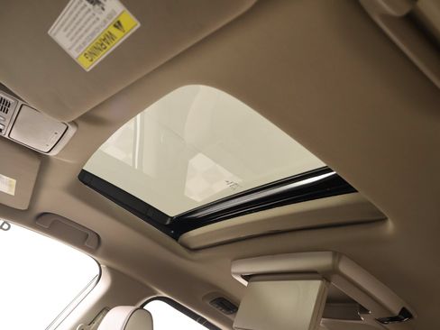 Used 2024 Honda Odyssey Elite image 17