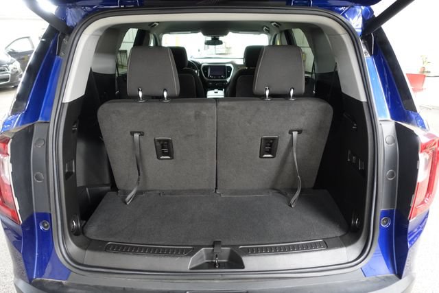 Used 2023 GMC Acadia SLE w/ Driver Convenience Package FWD image 21