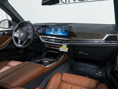 New 2026 BMW X5 xDrive40i w/ Executive Package image 14