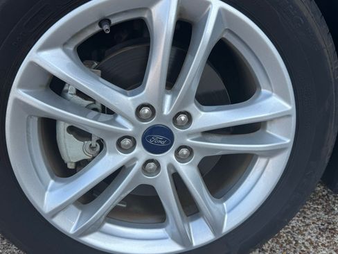 Used 2018 Ford Fusion S FWD image 27