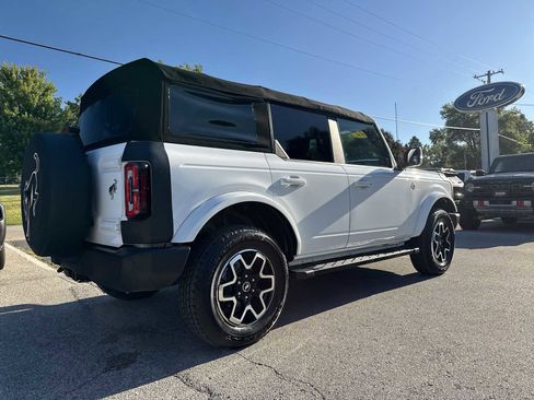 Used 2022 Ford Bronco Outer Banks image 6