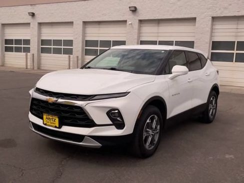 Used 2024 Chevrolet Blazer LT AWD/4WD image 5