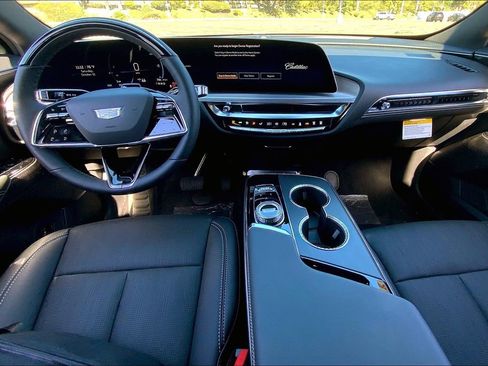 New 2026 Cadillac Lyriq Sport RWD image 7
