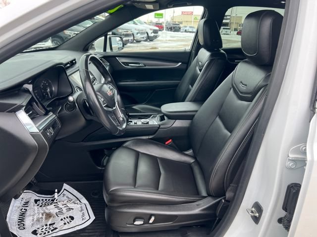 Used 2021 Cadillac XT5 Luxury AWD/4WD image 11