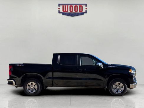 Used 2025 Chevrolet Silverado 1500 LT image 2