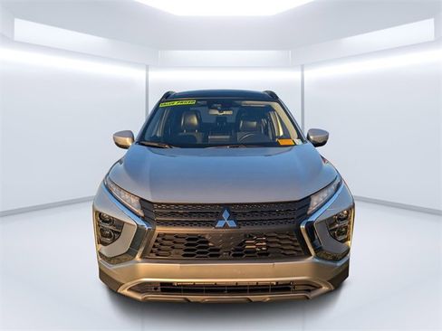 Used 2022 Mitsubishi Eclipse Cross SE image 8