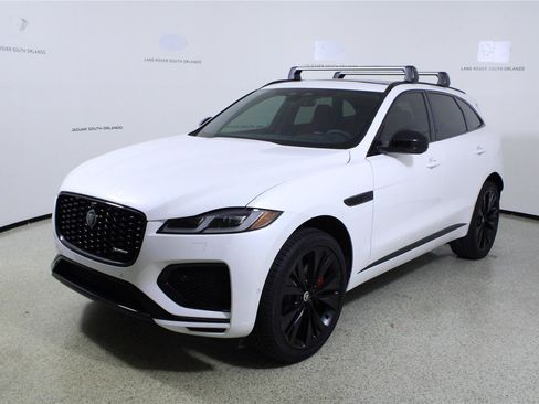 New 2025 Jaguar F-PACE R-Dynamic S AWD/4WD image 4