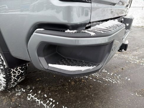 Used 2024 GMC Sierra 2500 AT4 w/ AT4 Premium Plus Package image 14