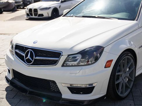 Used 2012 Mercedes-Benz C 63 AMG Coupe w/ Comand Single Disc Pkg image 5