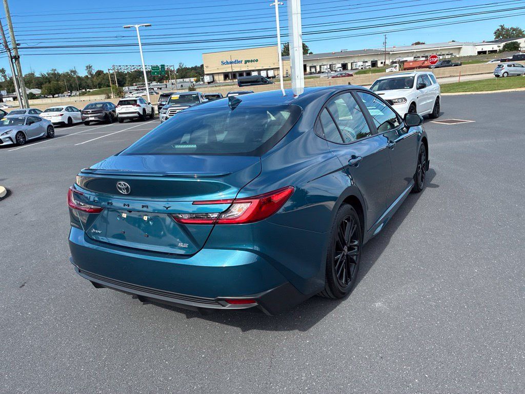 Used 2025 Toyota Camry SE FWD image 10
