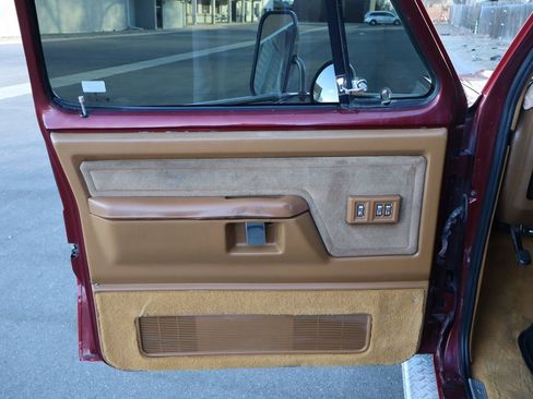 Used 1993 Dodge D/W Truck 350 image 21