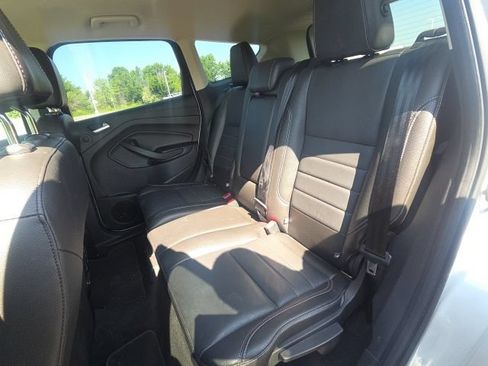 Used 2016 Ford Escape Titanium w/ Equipment Group 301A FWD image 17