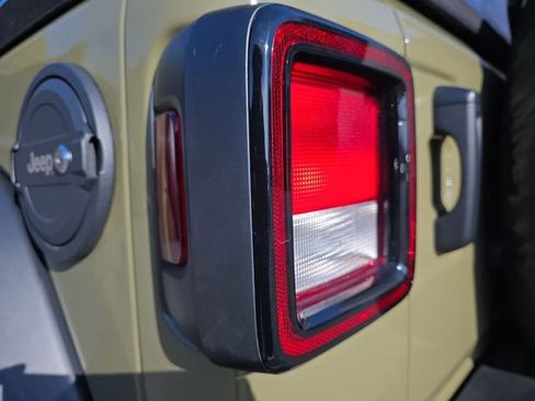 Used 2025 Jeep Wrangler Sport image 45