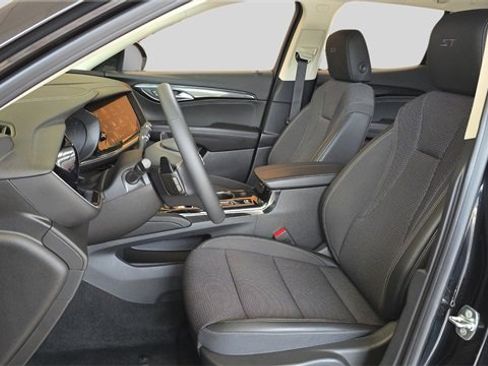 Used 2023 Buick Envision Preferred w/ Sport Touring Package image 11