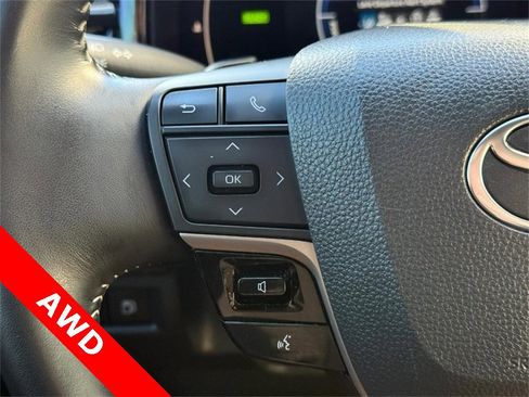 Used 2025 Toyota Camry LE image 20