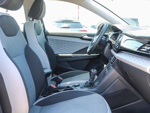 Used 2022 Volkswagen Taos S image 16