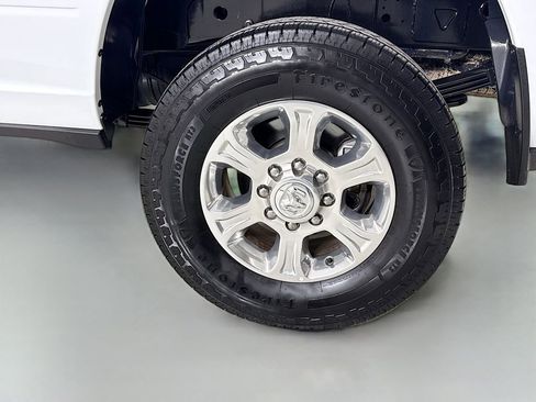 Used 2024 RAM 3500 Big Horn image 31