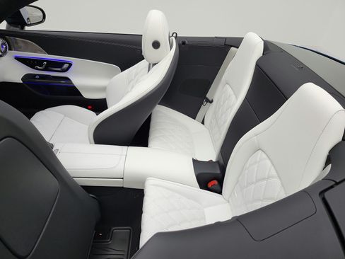 New 2026 Mercedes-Benz SL 63 AMG S e Performance 4MATIC image 14