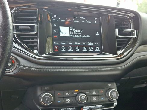 Certified 2022 Dodge Durango SXT w/ Anodized Platinum Package image 24