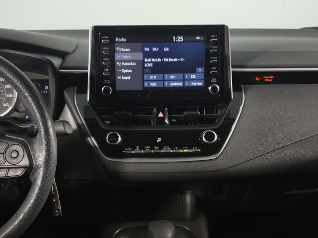 Used 2020 Toyota Corolla LE FWD image 22