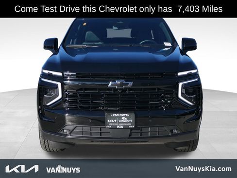 Used 2025 Chevrolet Suburban RST w/ Sun And Tow Package image 8