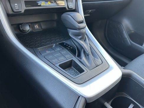 Certified 2024 Toyota RAV4 LE image 20