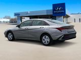 New 2025 Hyundai Elantra SE image 4
