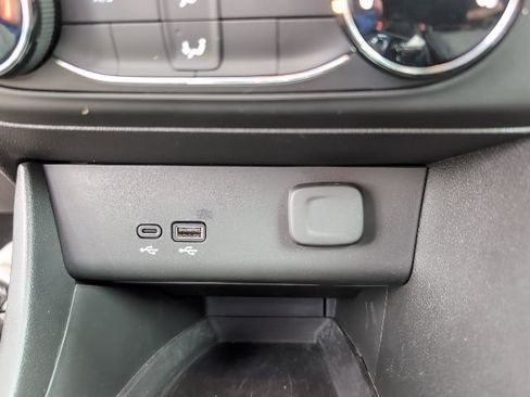 Used 2024 Buick Encore GX Preferred image 20