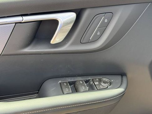 New 2026 Buick Enclave Sport Touring FWD image 19