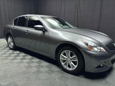 Used 2011 INFINITI G37 x Sedan w/ Premium Pkg image 15