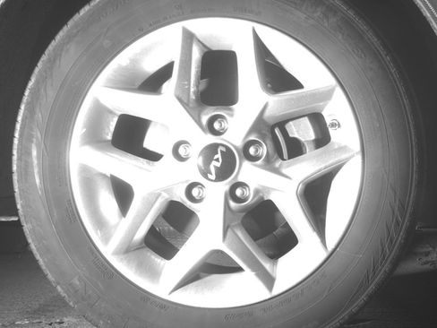 Used 2025 Kia Soul LX w/ LX Technology Package FWD image 20