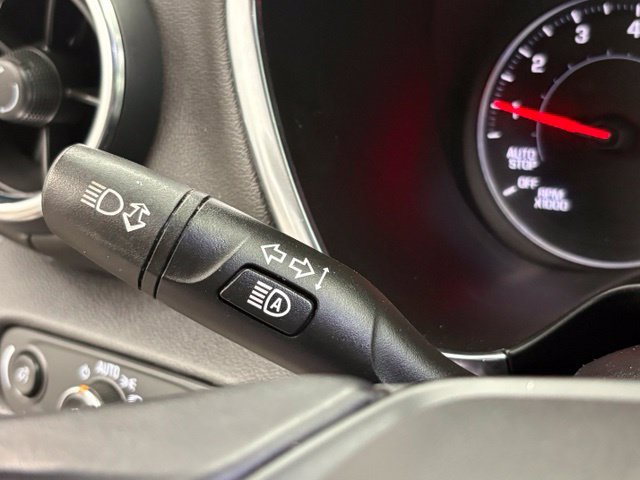 Used 2021 Chevrolet Blazer LT FWD image 26
