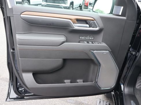 New 2026 Chevrolet Silverado 1500 High Country w/ Midnight Edition AWD/4WD image 4