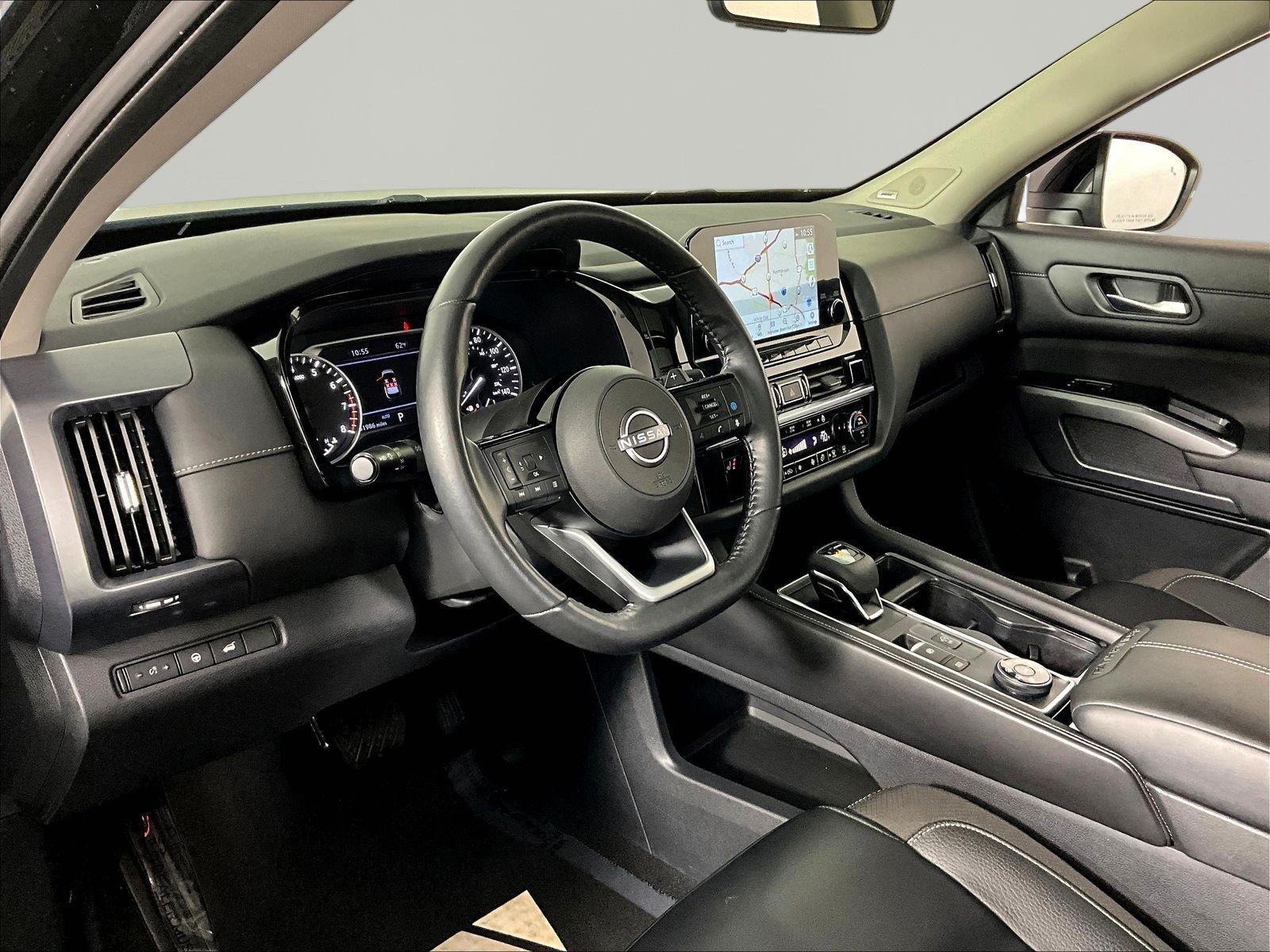 Used 2023 Nissan Pathfinder SL w/ SL Premium Package AWD/4WD image 17