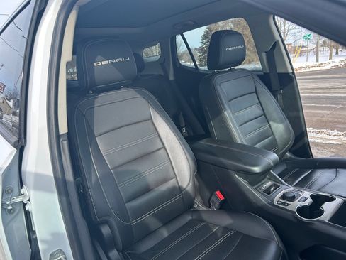 Used 2022 GMC Terrain Denali image 24