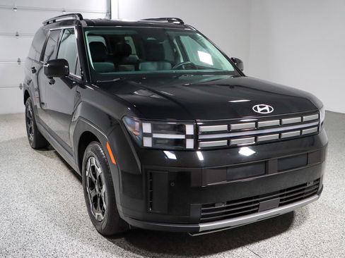 Used 2024 Hyundai Santa Fe SEL image 5