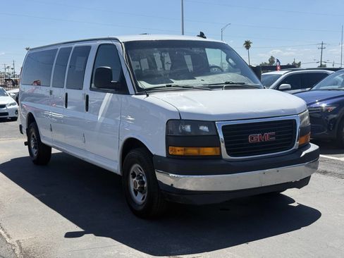 Used 2018 GMC Savana 3500 LT w/ LT Preferred Equipment Group image 13