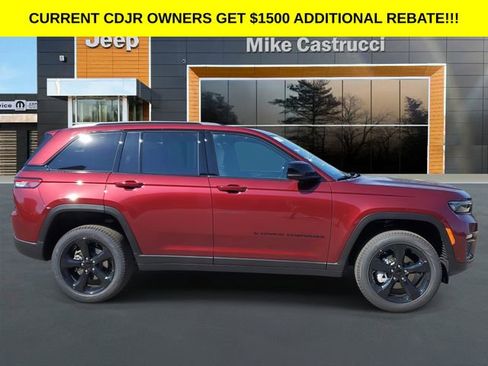 New 2025 Jeep Grand Cherokee Limited w/ Luxury Tech Group II image 3