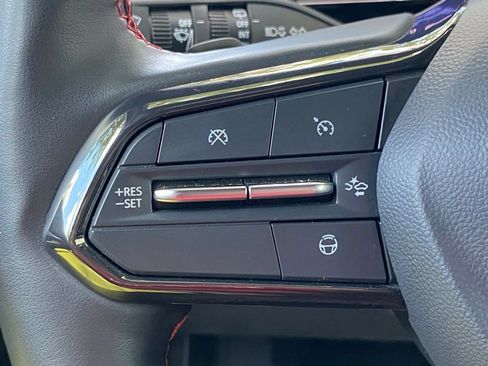 Used 2024 Chevrolet Equinox EV RS FWD image 23