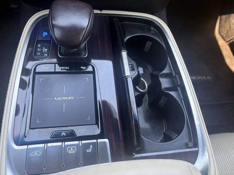 Used 2018 Lexus LS 500 w/ Interior Upgrade Package RWD image 5
