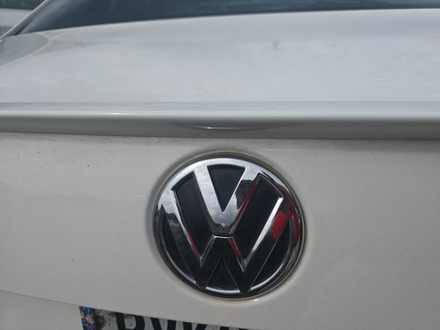 Used 2014 Volkswagen Passat TDI SEL Premium FWD image 5