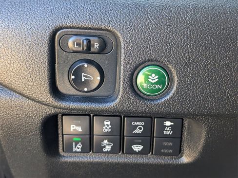 Certified 2022 Honda Ridgeline Black Edition image 26