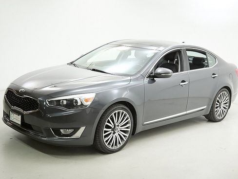 Used 2015 Kia Cadenza Premium w/ Technology Package image 6