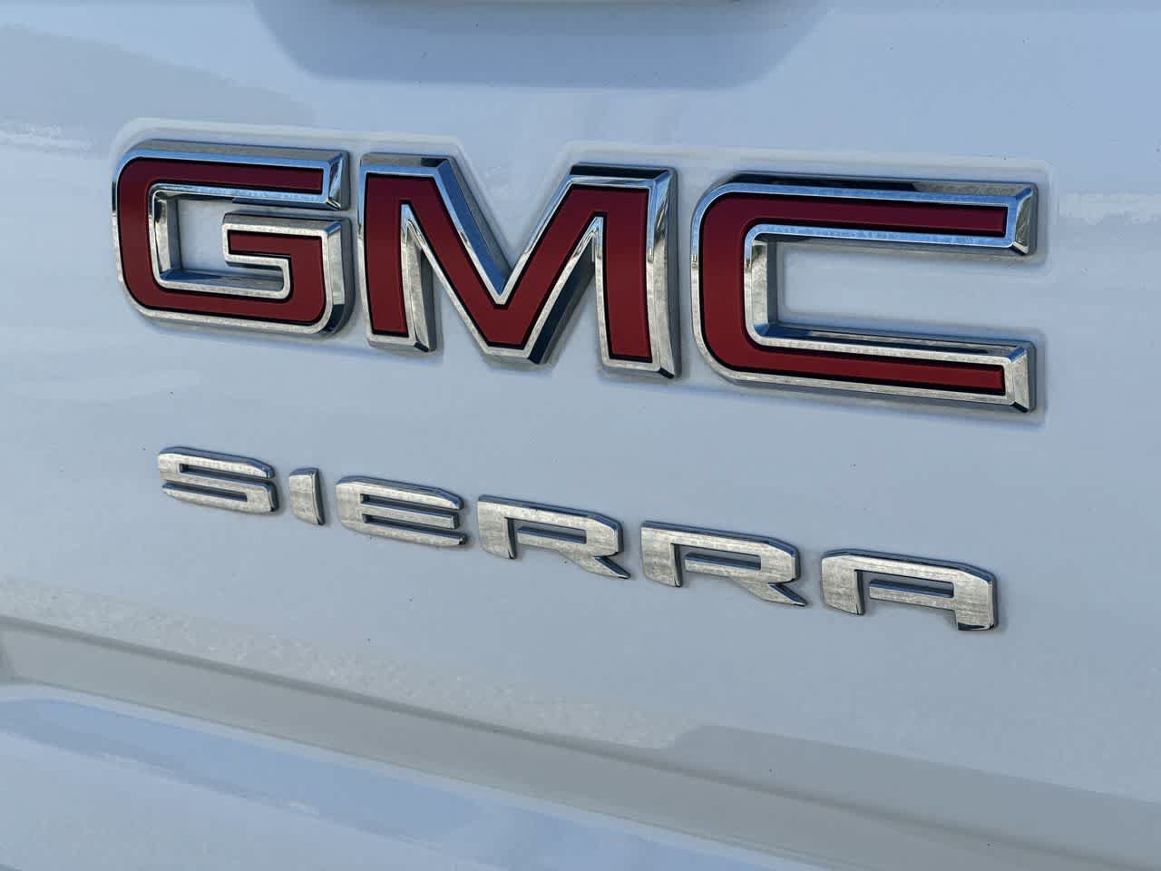 Used 2023 GMC Sierra 1500 Elevation AWD/4WD image 12
