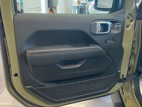 New 2025 Jeep Wrangler Unlimited Rubicon 392 image 13