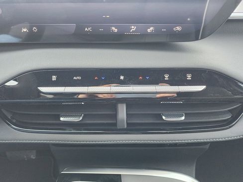 New 2026 Buick Enclave Sport Touring w/ Super Cruise Package image 31